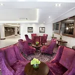 Academy Plaza Otel 3*