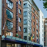 Otel Academy Plaza 3*