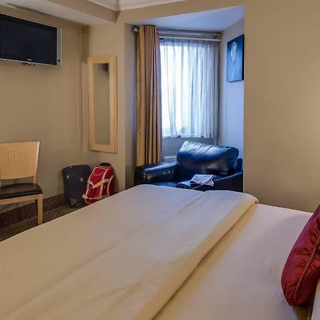 Academy Plaza 3* Dublín