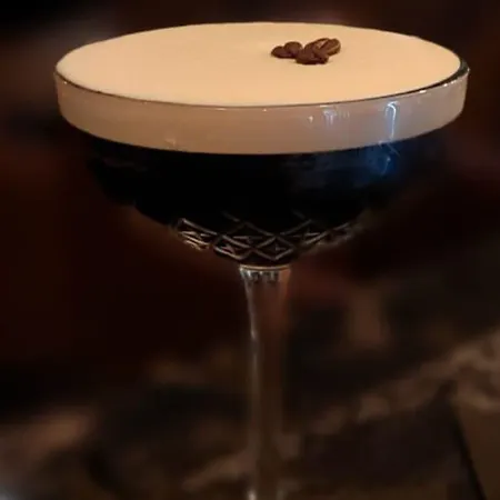 Academy Plaza Hotel 3*