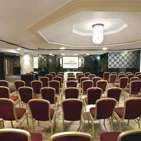 أكاديمي بلازا دبلن