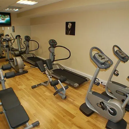 أكاديمي بلازا 3*