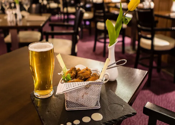 Academy Plaza Szálloda