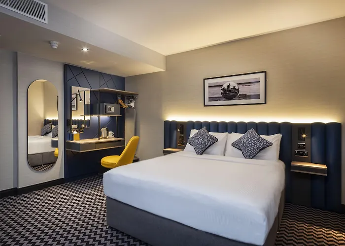 アカデミー プラザ ダブリン