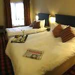 Academy Plaza Hotel 3*
