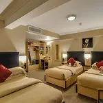 Academy Plaza Hotel