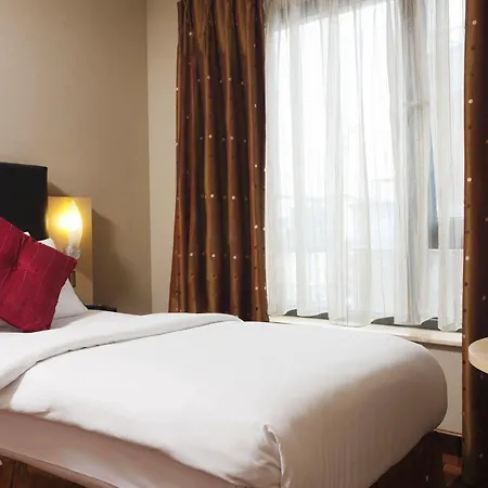 Hotell Academy Plaza 3*
