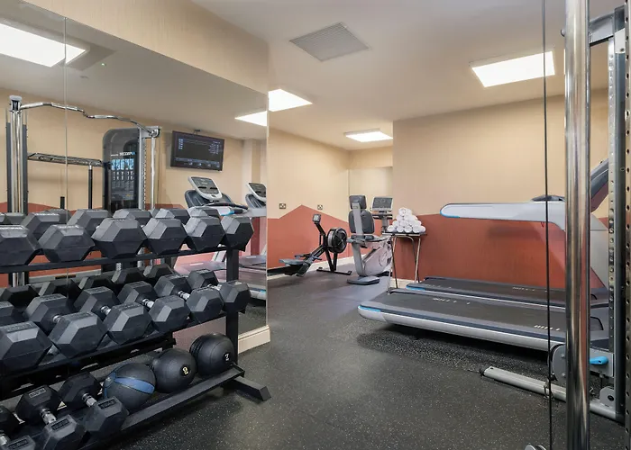 Szálloda Academy Plaza 3*